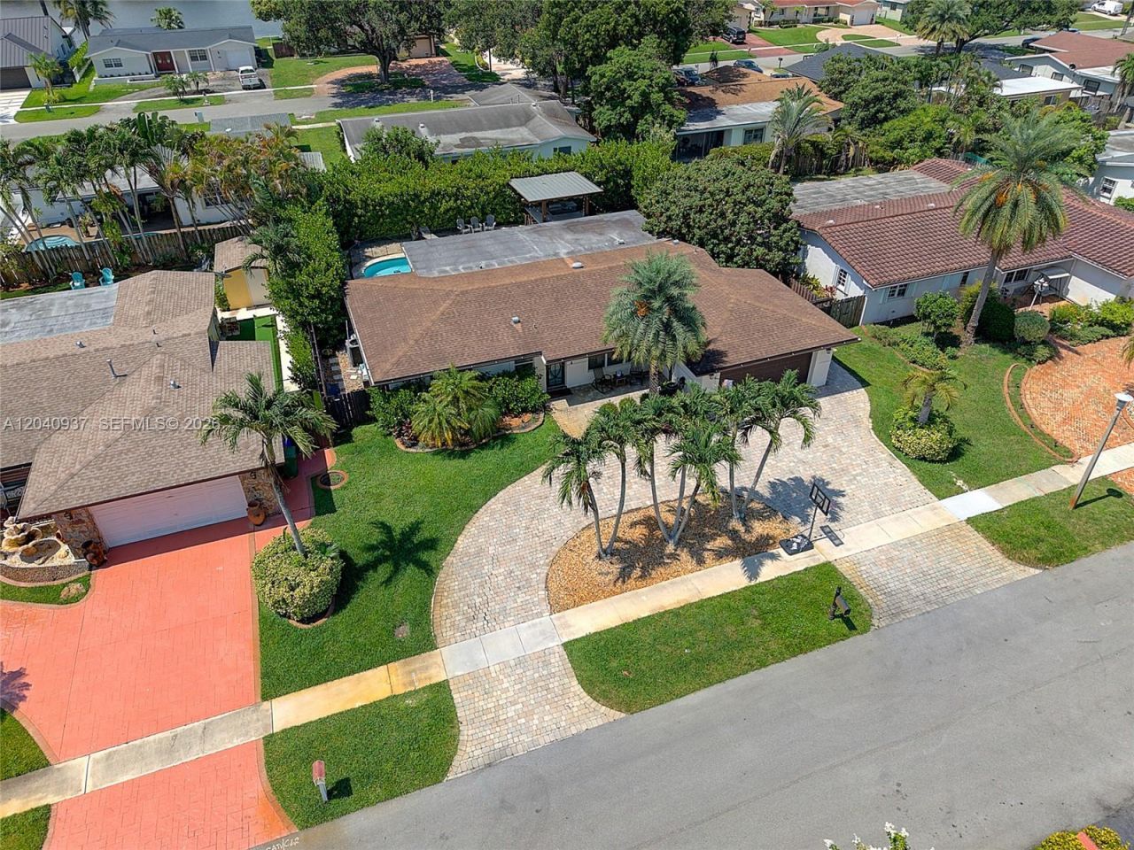 11700 NW 14th St , Pembroke Pines, FL 33026 Photo