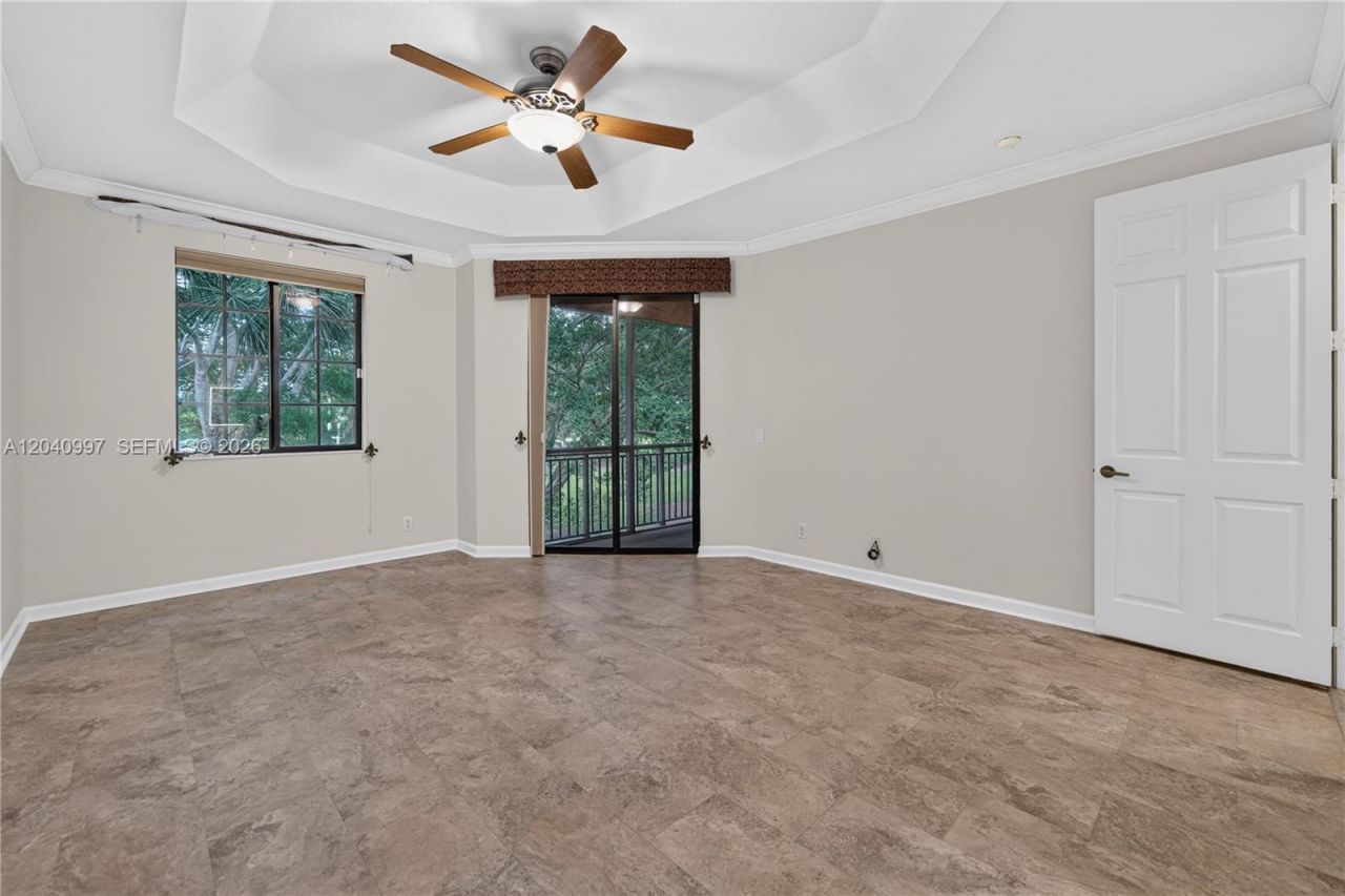 2767 Kinsington Cir, Unit 8-4, Weston, FL 33332 Photo