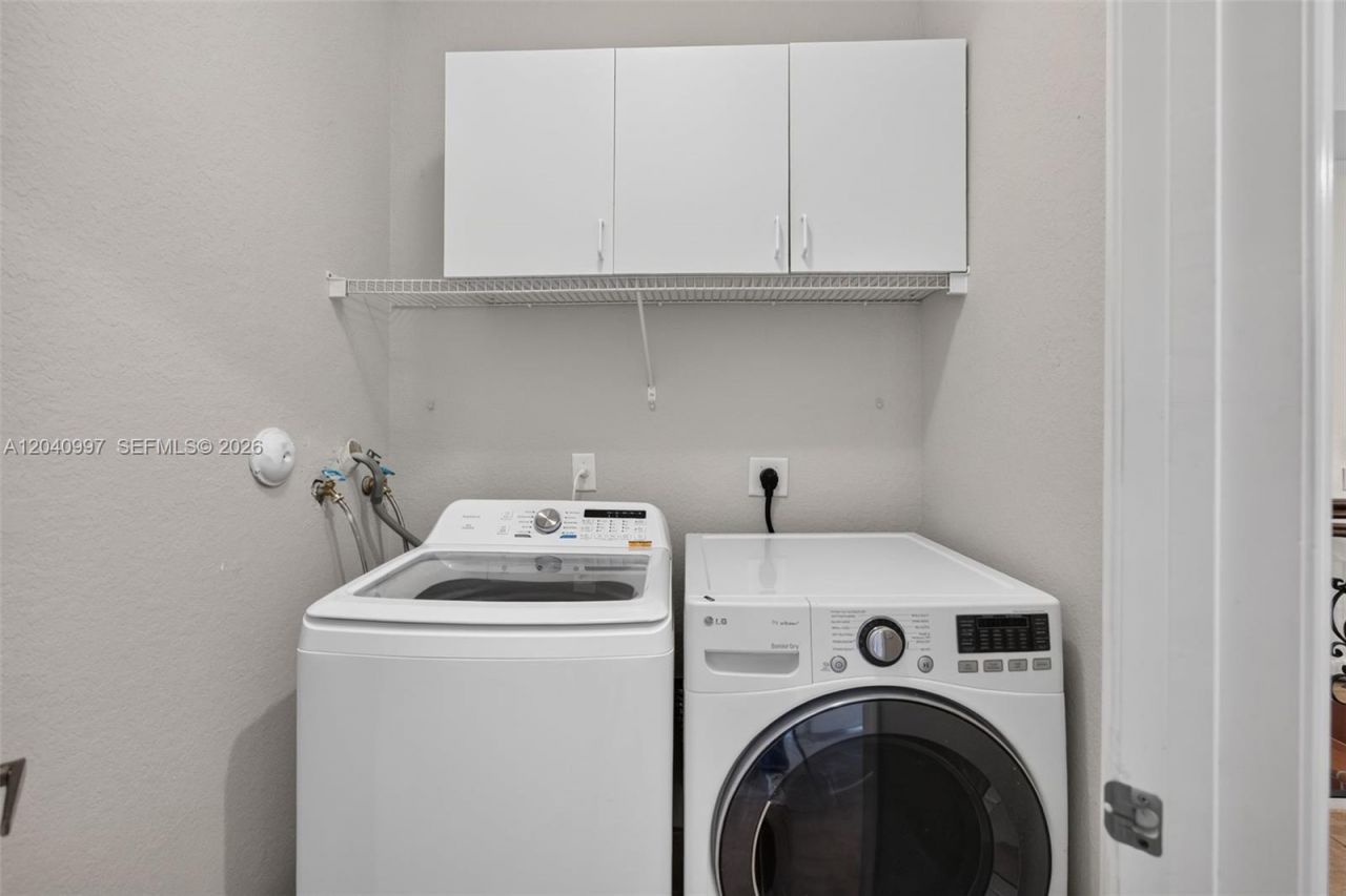 2767 Kinsington Cir, Unit 8-4, Weston, FL 33332 Photo