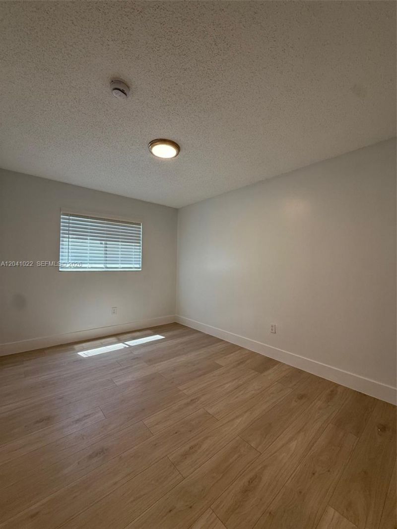 131 NW 77th St, Unit 1, Miami, FL 33150 Photo