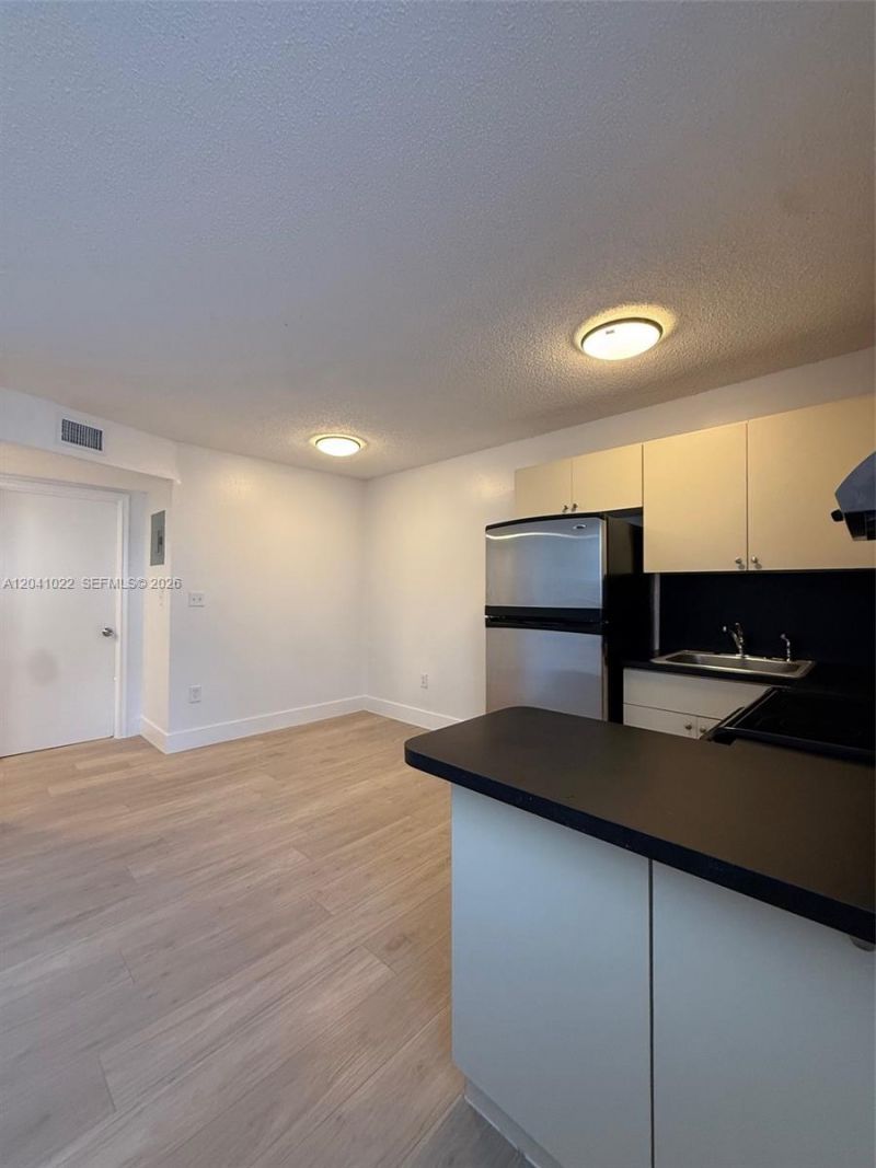 131 NW 77th St, Unit 1, Miami, FL 33150 Photo