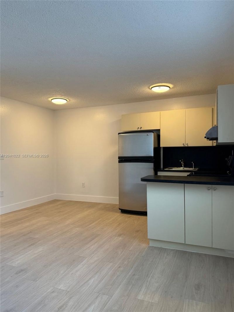 131 NW 77th St, Unit 1, Miami, FL 33150 Photo