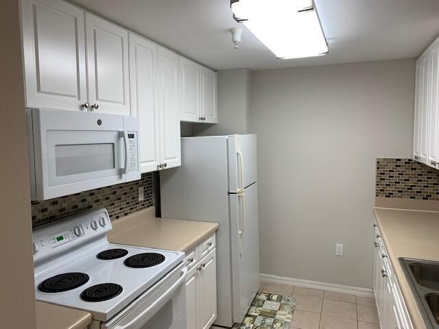 255 Evernia Street, Unit 1406, West Palm Beach, FL 33401 Photo