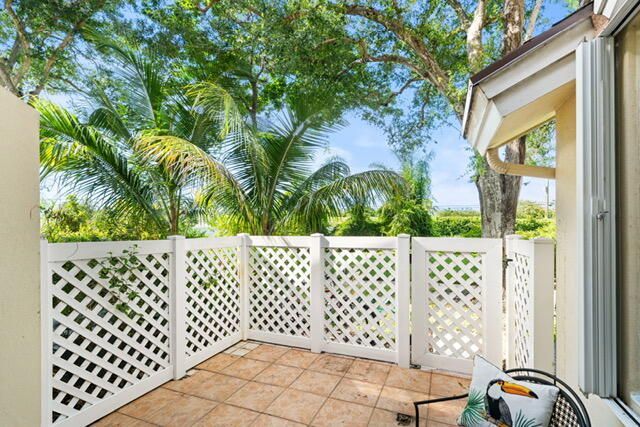 8104 Oakton Court, Unit 4b, Lake Clarke Shores, FL 33406 Photo