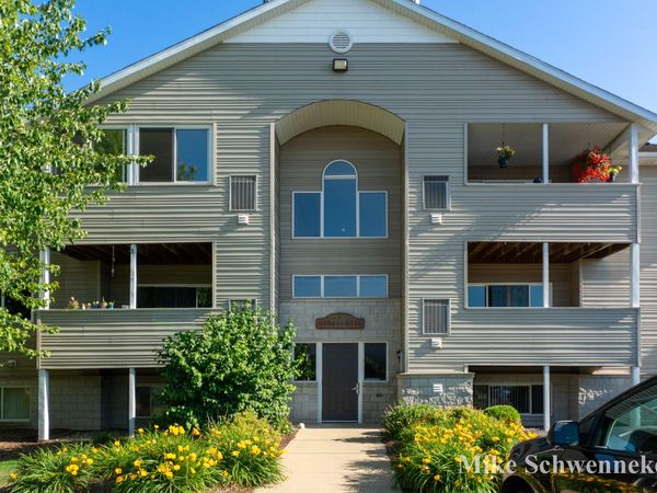 8496 Jasonville Court SE, Unit 102, Caledonia, MI 49316