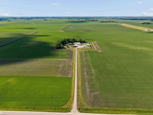 17606 310TH Street, Mason City, IA 50401