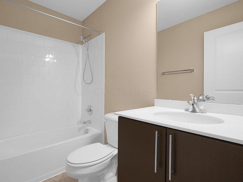 5527 Albany Terrace Way , Unit 1104, Westerville, OH 43081 Photo 16