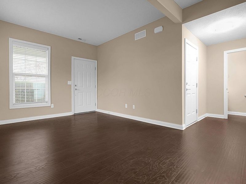 5527 Albany Terrace Way , Unit 1104, Westerville, OH 43081 Photo 3