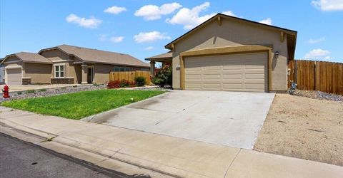 172 Walnut Drive, Fernley, NV 89408 Photo