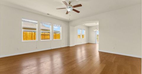 172 Walnut Drive, Fernley, NV 89408 Photo
