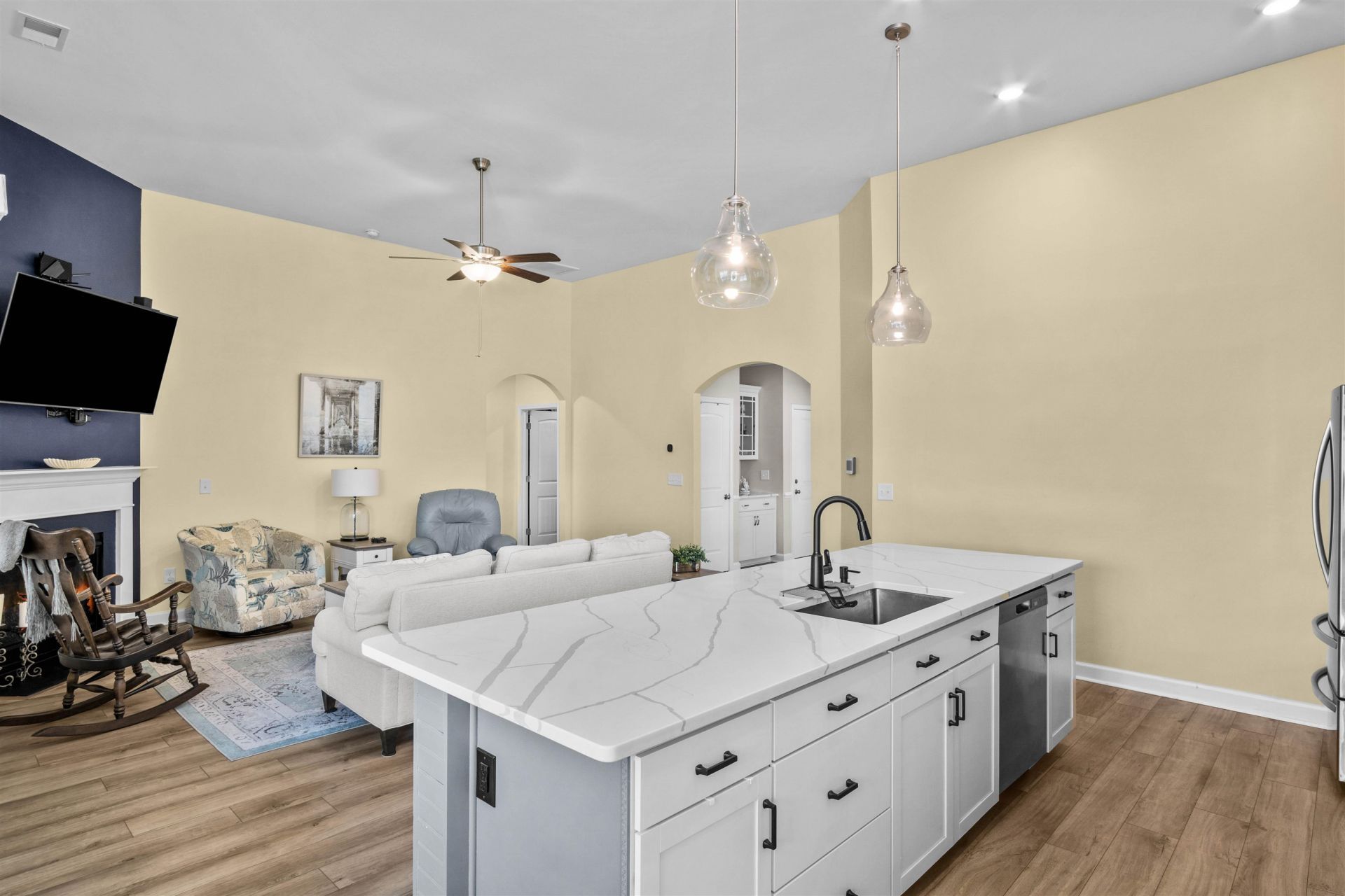 3130 Viceroy Loop Photo 9