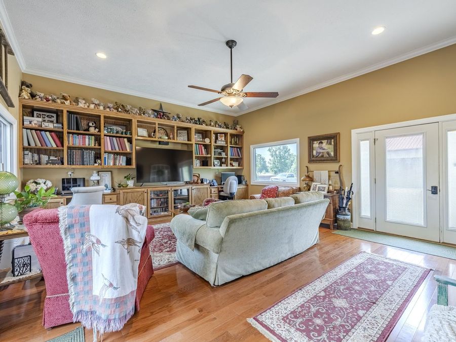 Property Image 23