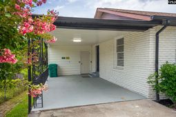 204 Cherokee Drive photo 4