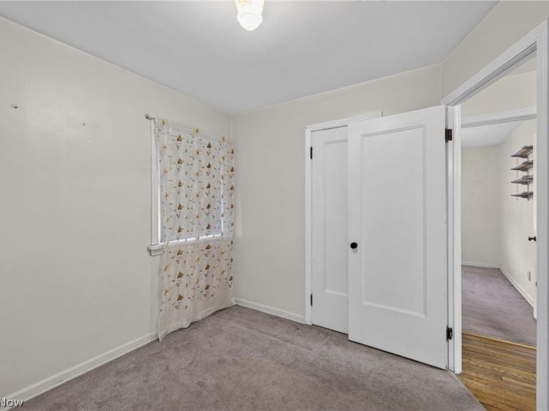 811 E 212th Street, Euclid, OH 44119 Photo 7