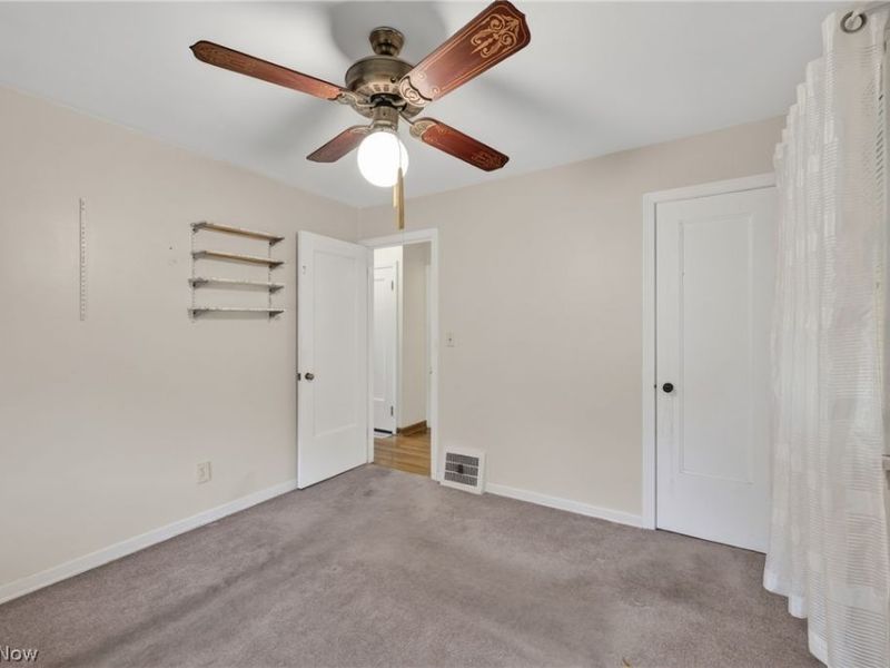 811 E 212th Street, Euclid, OH 44119 Photo 8