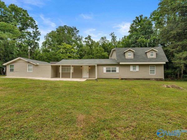 4284 SW Old Moulton Road, Decatur, AL 35603