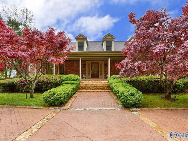 300 Berry Hollow Road, Gurley, AL 35748
