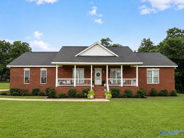 75 Colleen Court, Centre, AL 35960