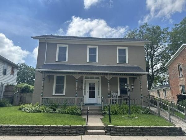 608 E 6TH ST, Muscatine, IA 52761
