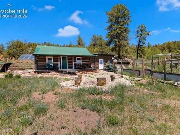185 Canyon Drive, Florissant, CO 80816