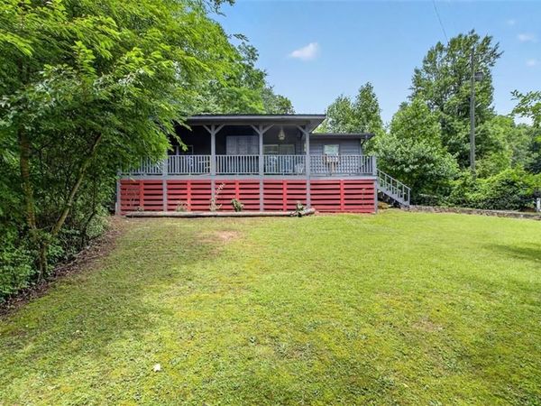 61 Rogers Cove Lane, Clayton, GA 30525