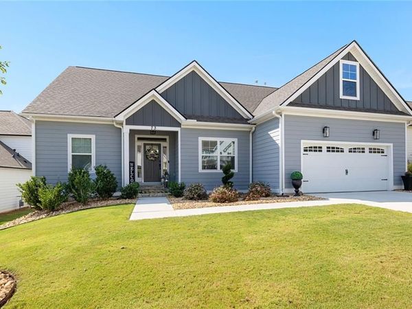 73 Oakhurst Trail , Sharpsburg, GA 30277