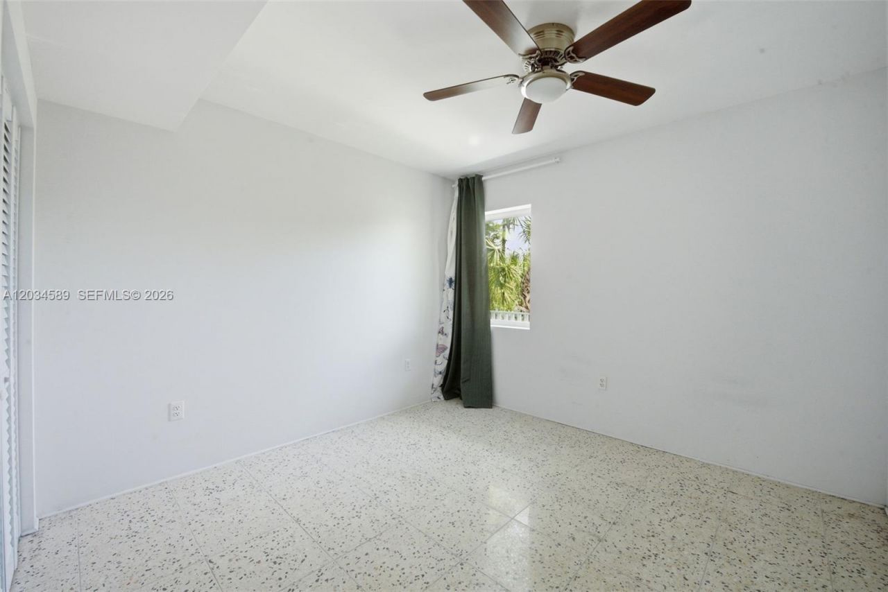 127 NW 74th St , Unit 3, Miami, FL 33150 Photo