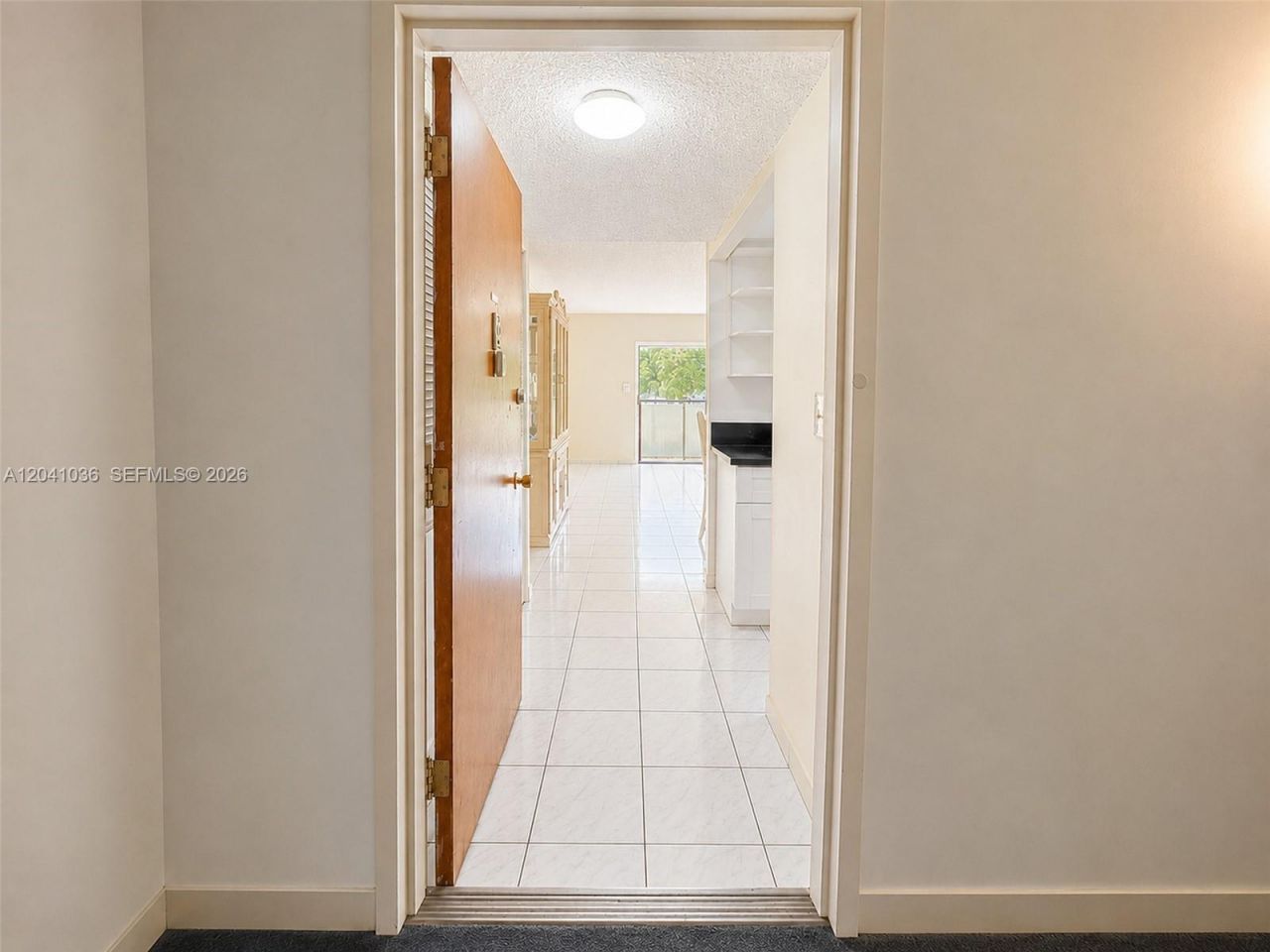 8024 Tatum Waterway Dr, Unit 2B, Miami Beach, FL 33141 Photo
