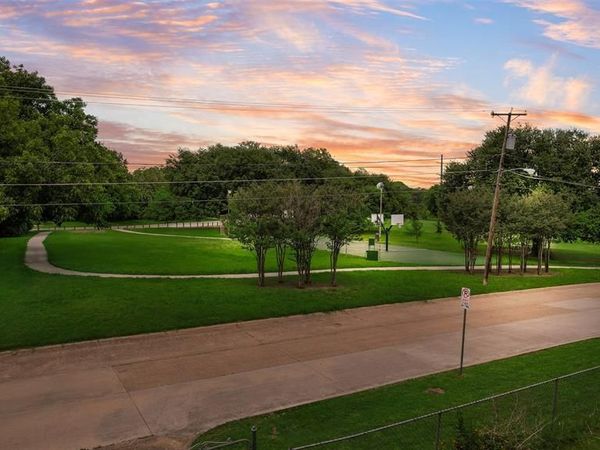9034 Groveland Drive , Dallas, TX 75218