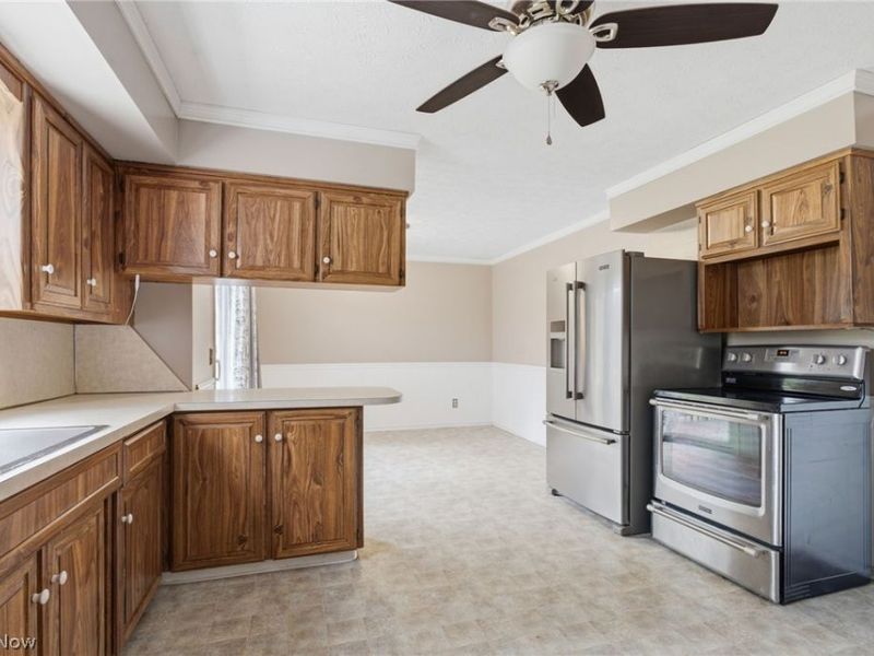 8694 Lansdale Avenue NW, North Canton, OH 44720 Photo 10