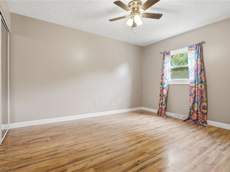 8694 Lansdale Avenue NW, North Canton, OH 44720 Photo 17