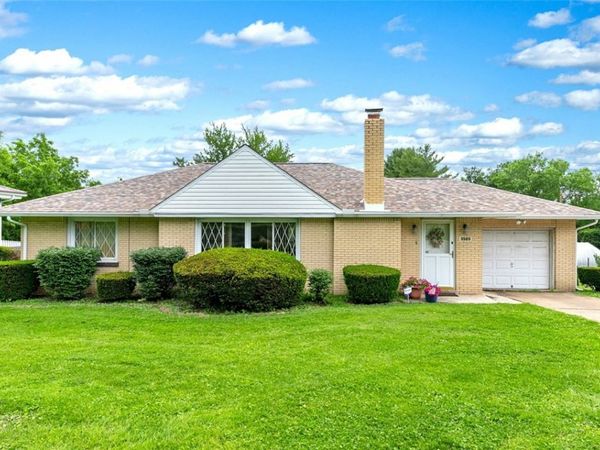 3520 Pittsburgh Road, Perryopolis, PA 15473