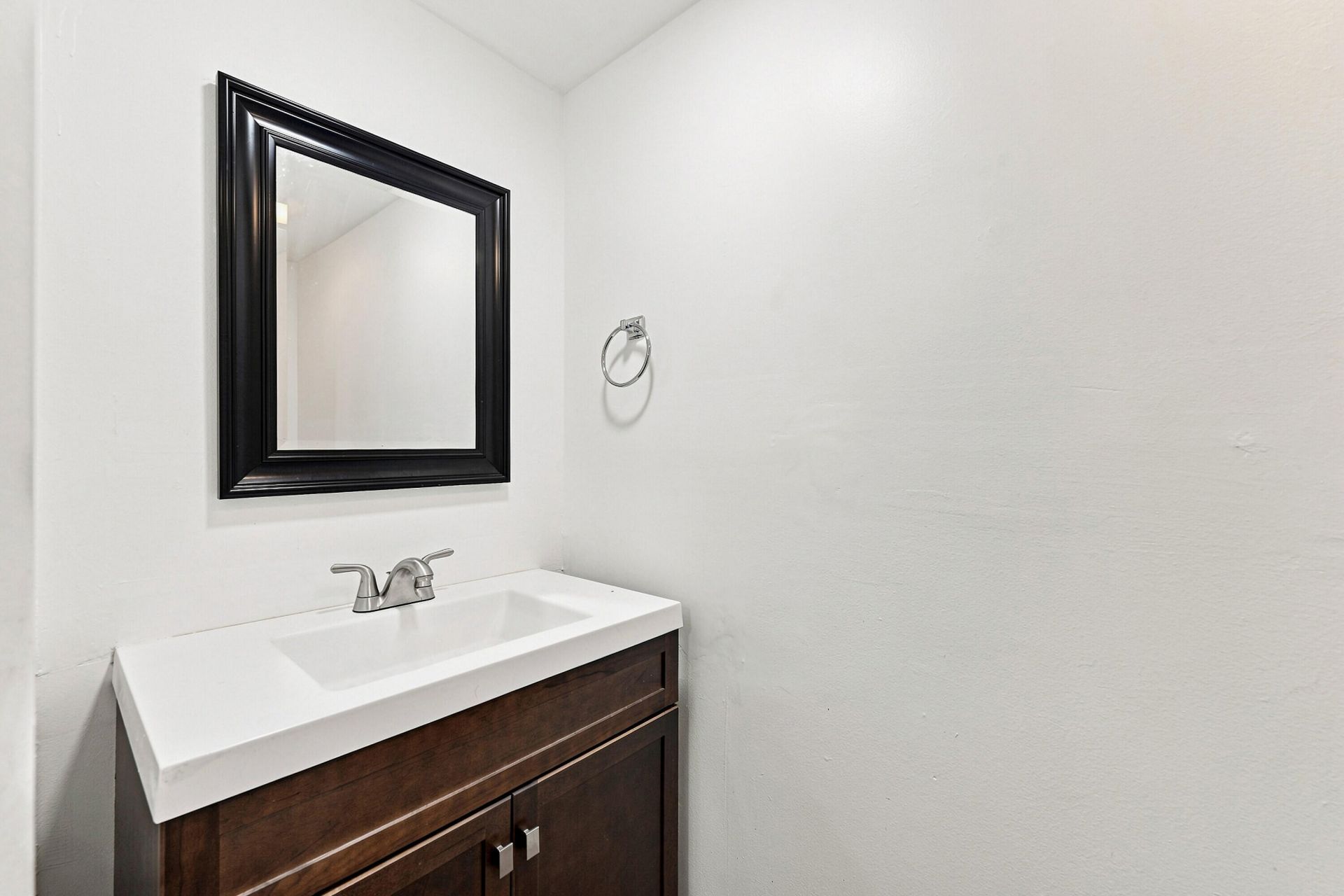 640 Tennis Club Drive, Unit 307, Fort Lauderdale, FL 33311 Photo