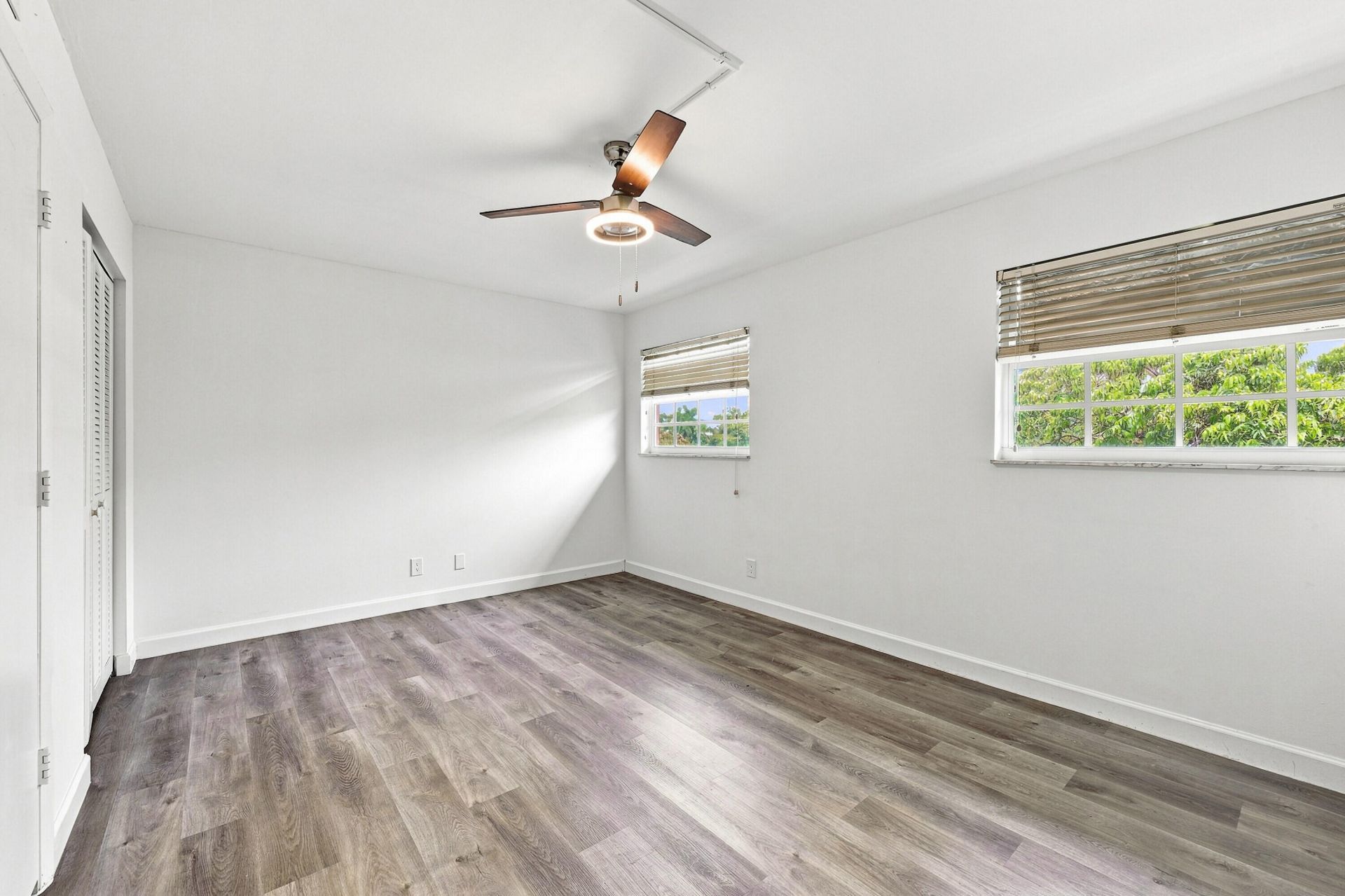640 Tennis Club Drive, Unit 307, Fort Lauderdale, FL 33311 Photo