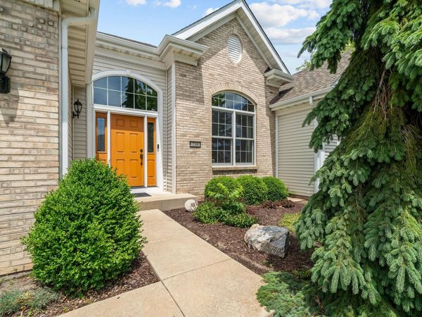 730 Trent Lane, LOVES PARK, IL 61111