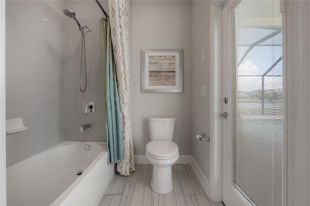 10404 Alcon Blue Drive, Riverview, FL 33578 Photo