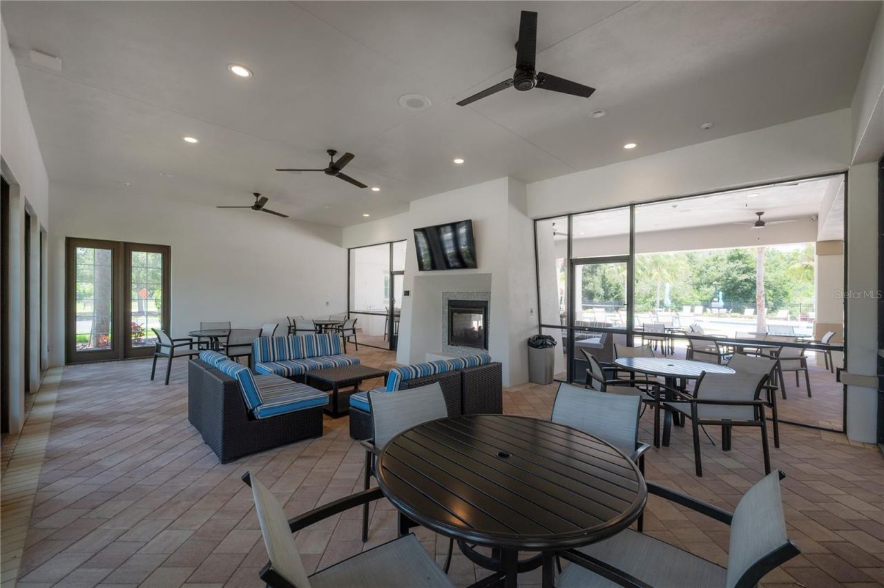 10404 Alcon Blue Drive, Riverview, FL 33578 Photo