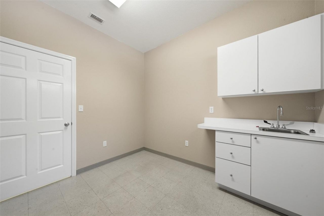 401 W Interlake Boulevard , Lake Placid, FL 33852 Photo