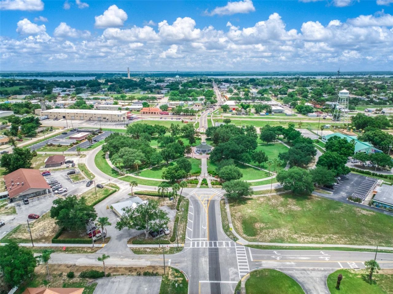 401 W Interlake Boulevard , Lake Placid, FL 33852 Photo