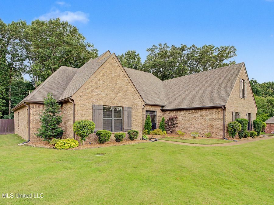 Property Image 4