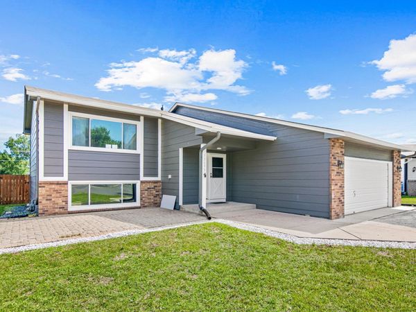 13693 Hidden Creek Drive, Andover, MN 55304