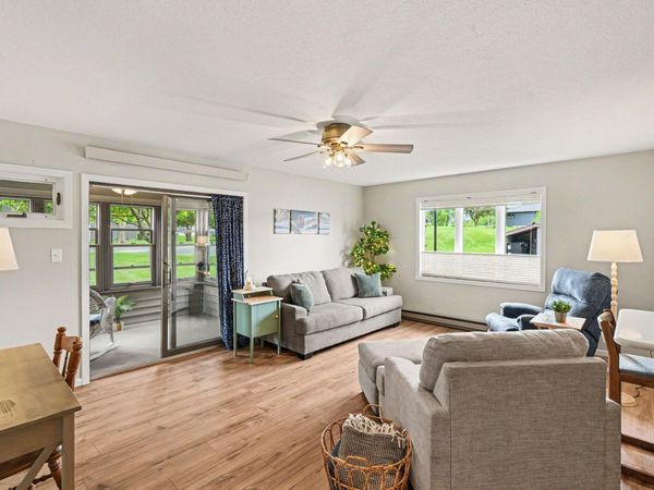 210 Sargent Drive, Unit 101, Red Wing, MN 55066