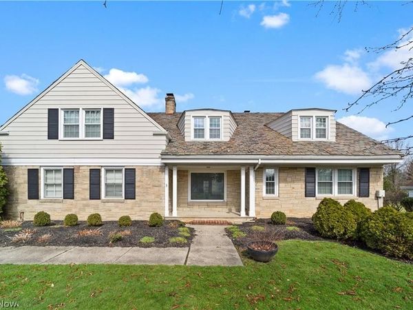 28175 Shaker Boulevard, Pepper Pike, OH 44124