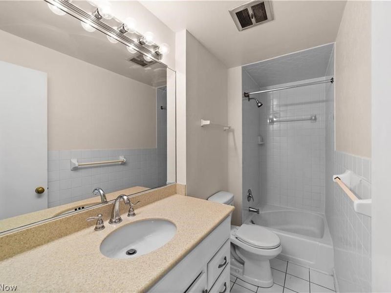 28175 Shaker Boulevard, Pepper Pike, OH 44124 Photo 7