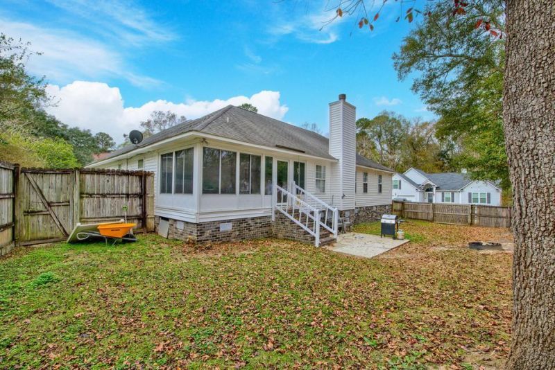 1016 Maidstone Drive Photo 24