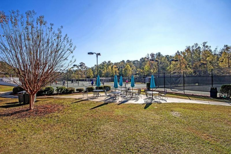 1016 Maidstone Drive Photo 44