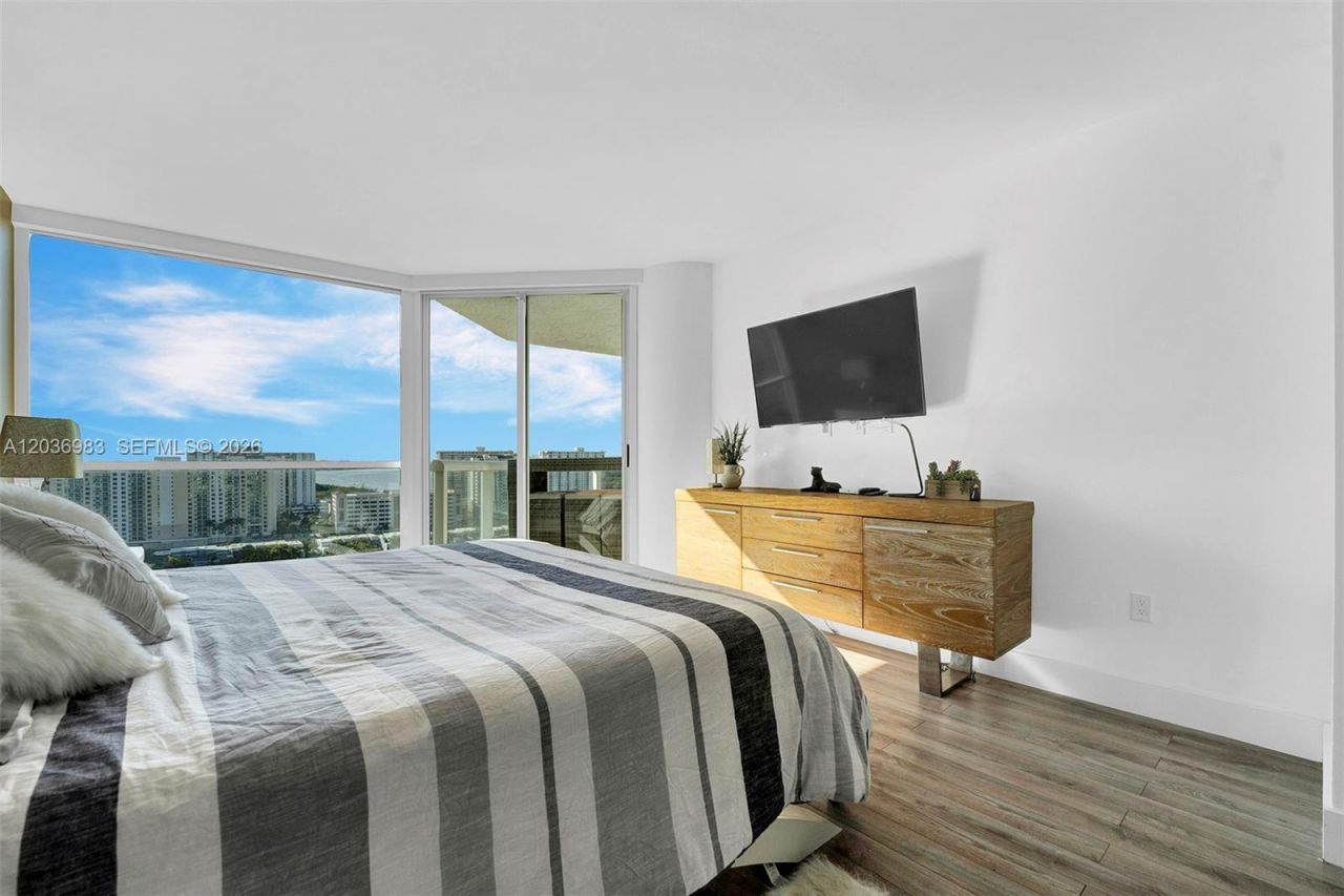 16400 Collins Ave , Unit 1944, Sunny Isles Beach, FL 33160 Photo