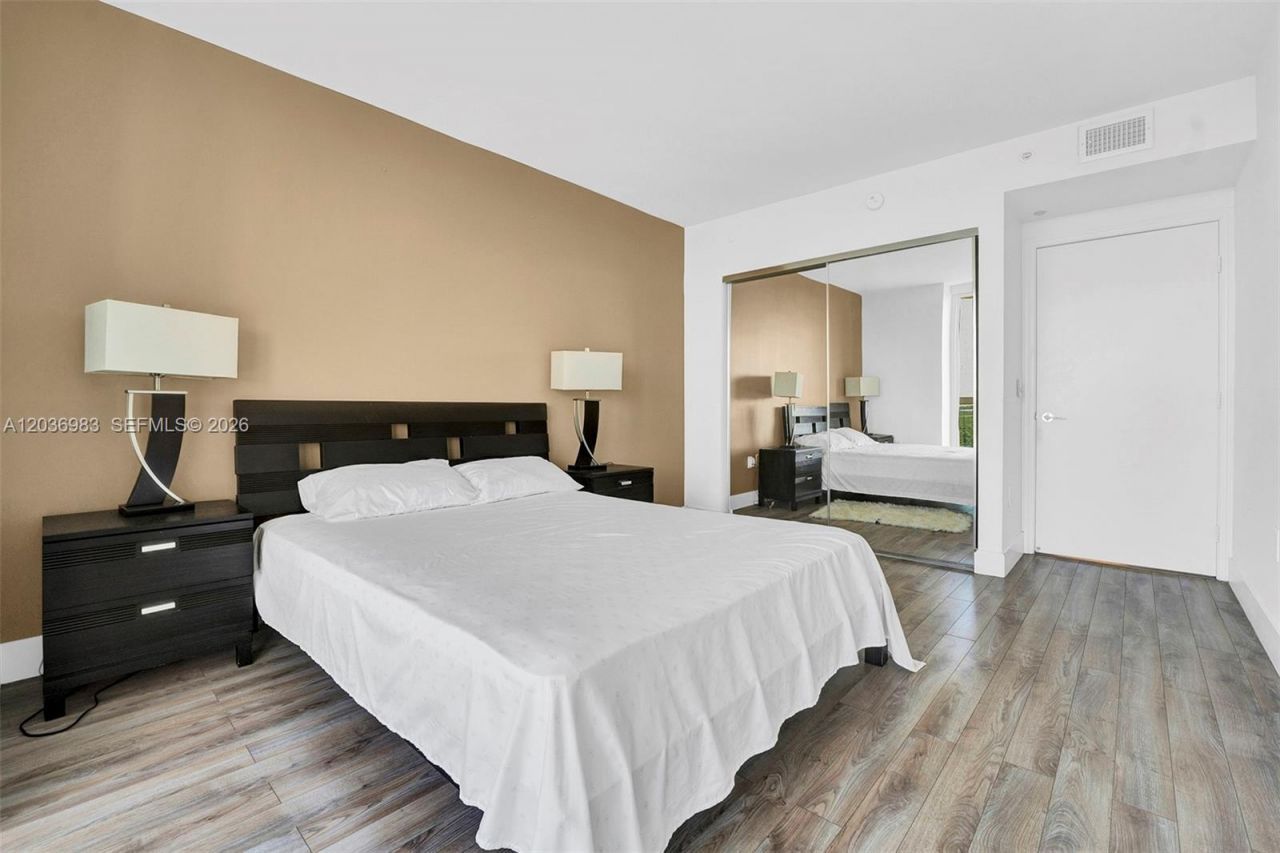 16400 Collins Ave , Unit 1944, Sunny Isles Beach, FL 33160 Photo