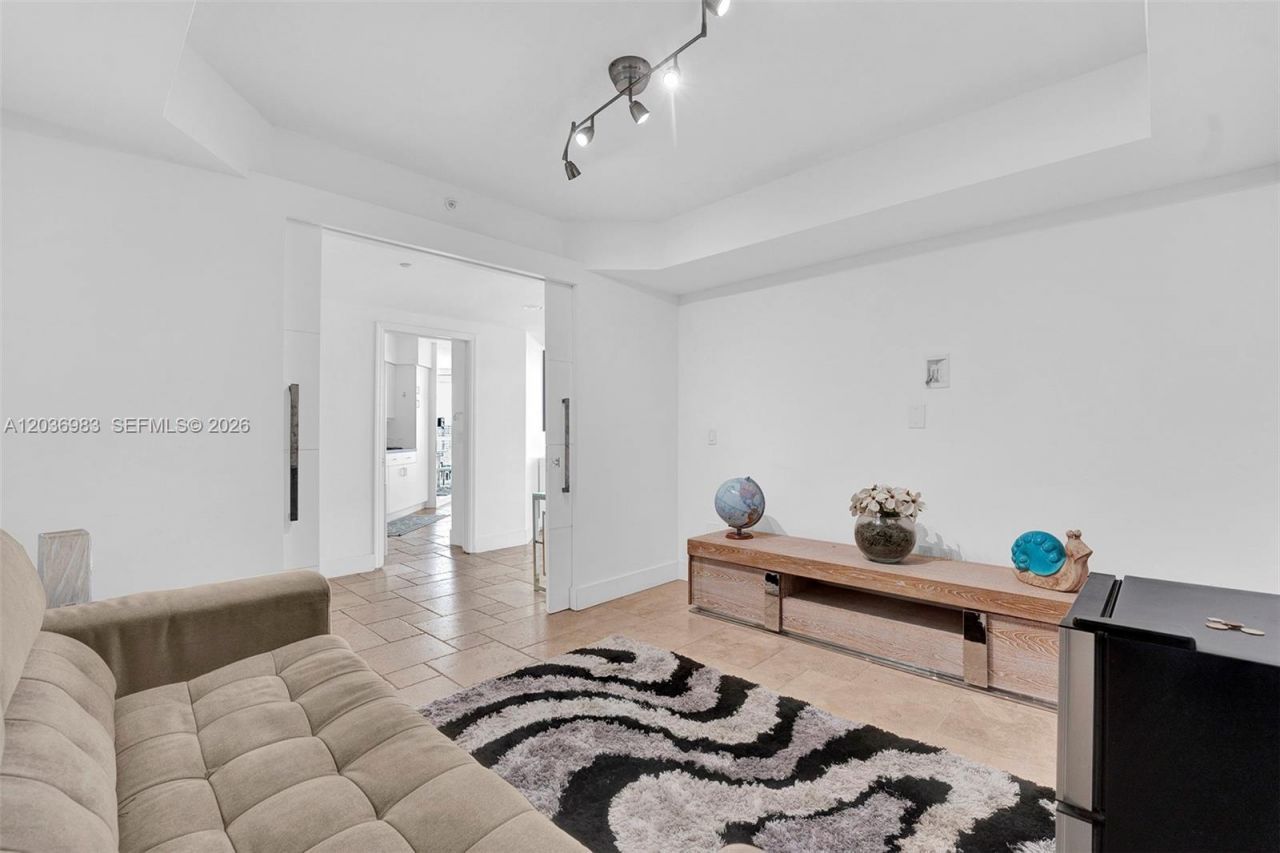 16400 Collins Ave , Unit 1944, Sunny Isles Beach, FL 33160 Photo