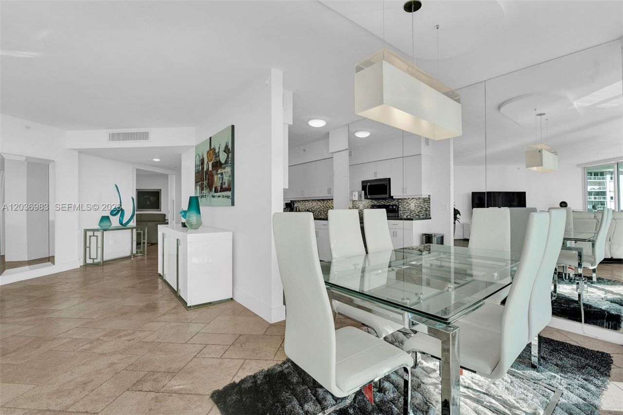 16400 Collins Ave , Unit 1944, Sunny Isles Beach, FL 33160 Photo